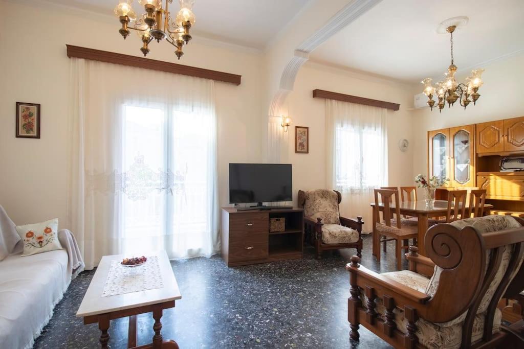 Vintage Charm Apt Near Centre Heraklion  Exterior photo